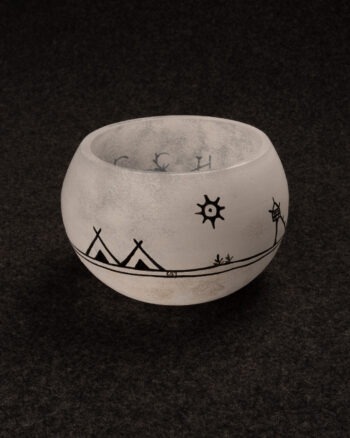 Munblåst Ljuslykta "Snöboll" Handmålad