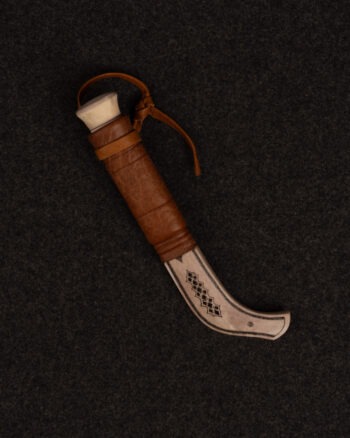Niibi/Kniv Halvhorn